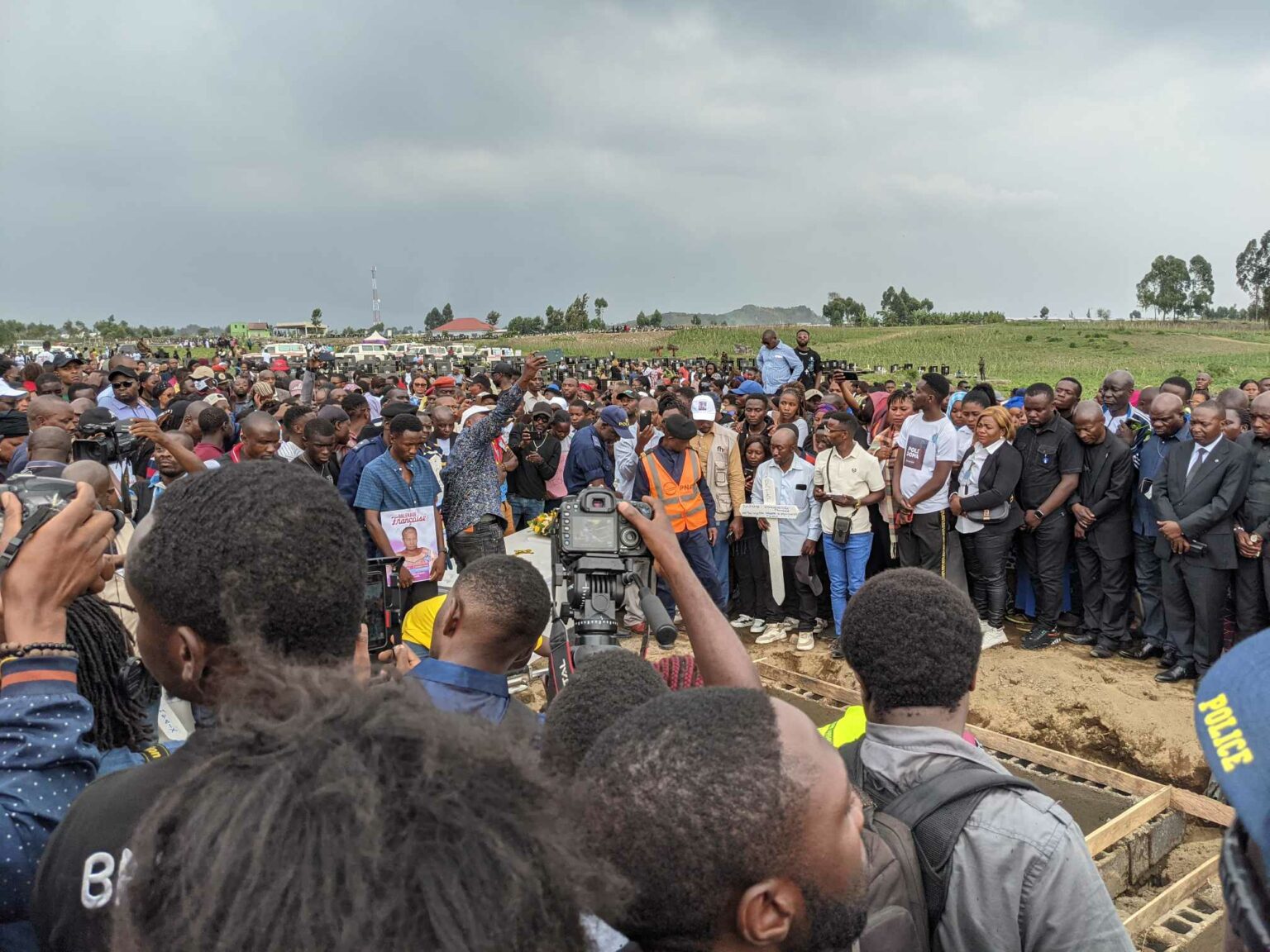 enterrement des victimes du Naufrage sur le Lac Kivu