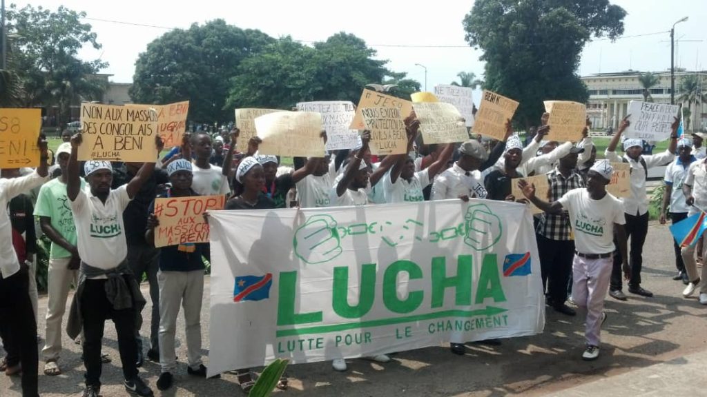 RDC : la LUCHA dénonce le recours aux armes et appelle à un dialogue national inclusif Kasaï-central: la LUCHA s'insurge contre le renvoi d'un groupe d'étudiants de l'UPKAN qui protestaient contre la majoration des frais académiques