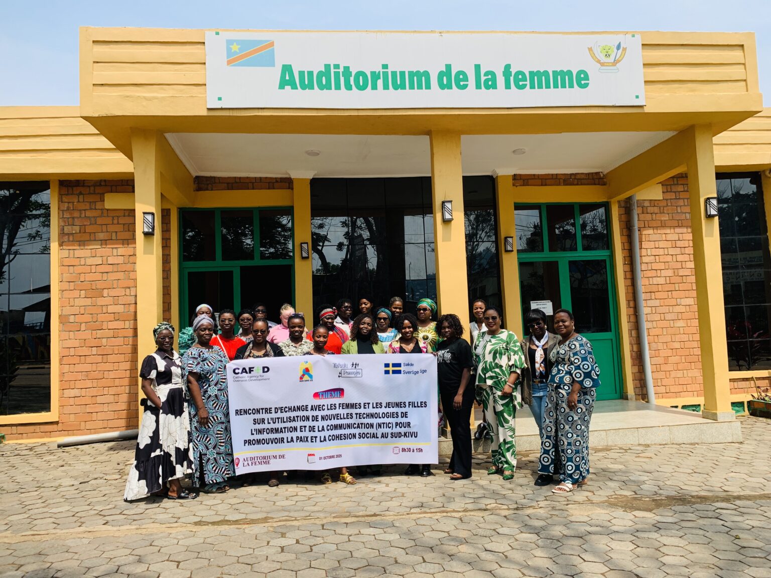 photo d'ensemble rien sans les femmes