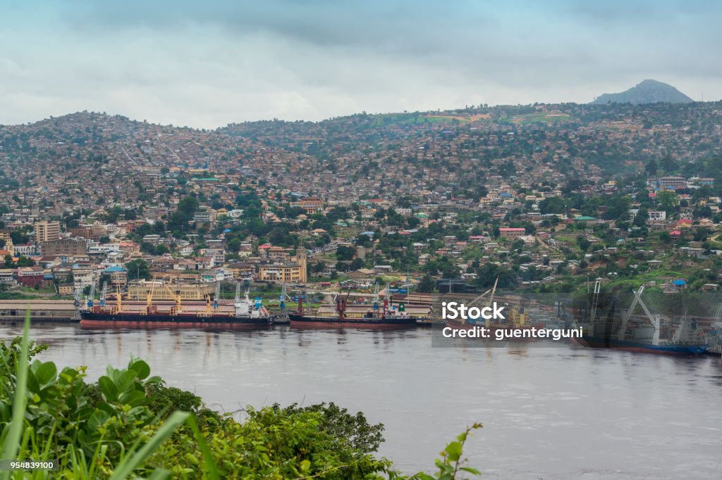 Matadi : Explosion d’un camion-citerne, la vétusté de la route Ango-Ango mise en cause