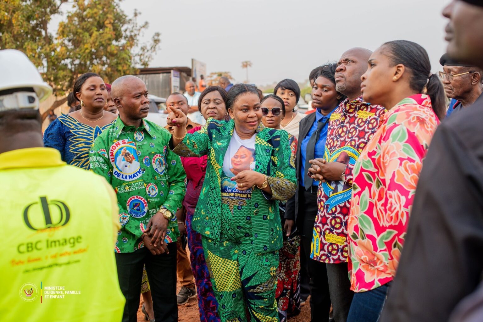 RDC : Micheline Omba installe la Coordination provinciale de la Cellule technique mixte de la masculinité positive au Haut-Uélé La ministre nationale du Genre, Famille et Enfant, Micheline Omba