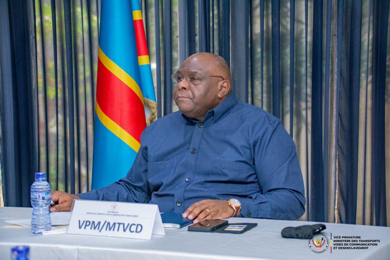 RDC : le gouvernement sévit contre les phares LED éblouissants Jean-Pierre Bemba