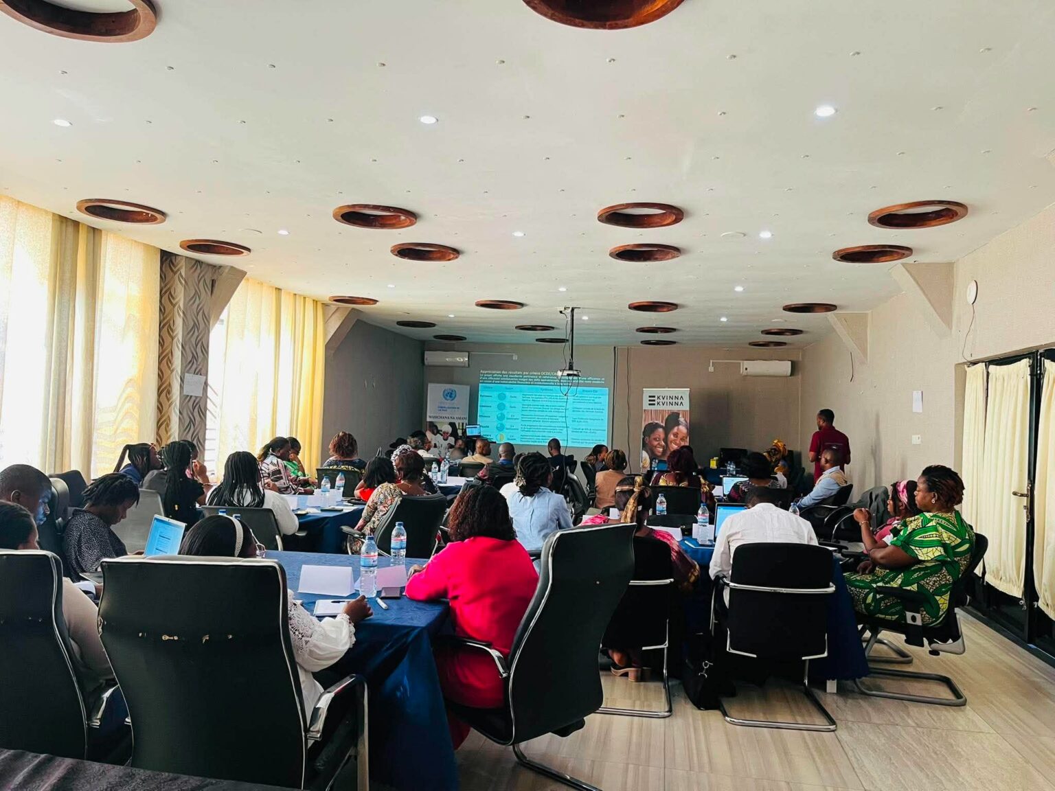 Sud-Kivu : le projet « Wasichana na Amani » affiche des résultats encourageants pour la participation des jeunes femmes à la paix Kvinna Till Kvinna