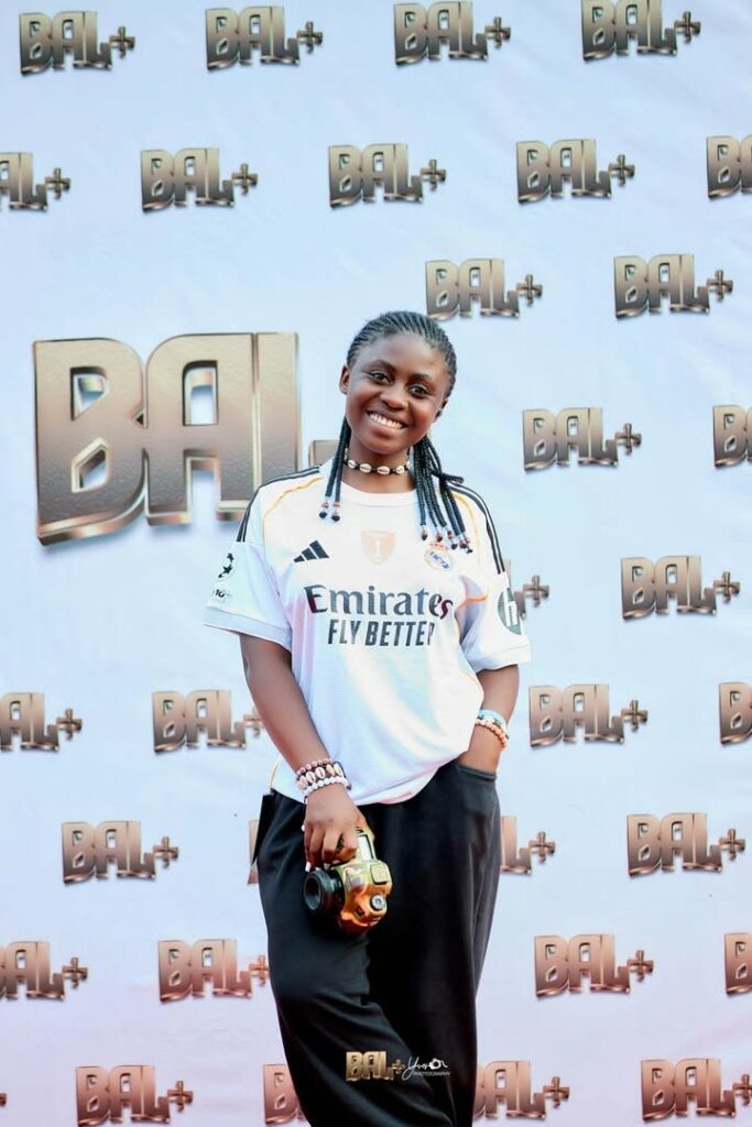 Zombea Mpelenge, quand l’art devient une voix contre le silence (Portrait)